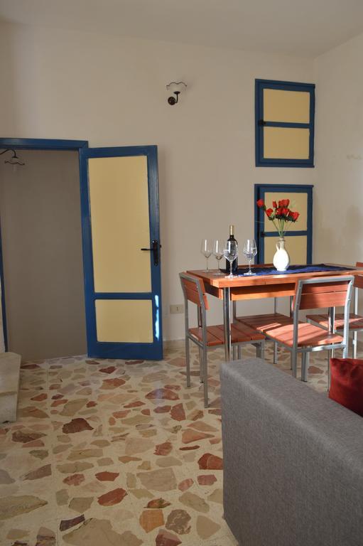 Don Vito'S Apartments Castellammare del Golfo Cameră foto