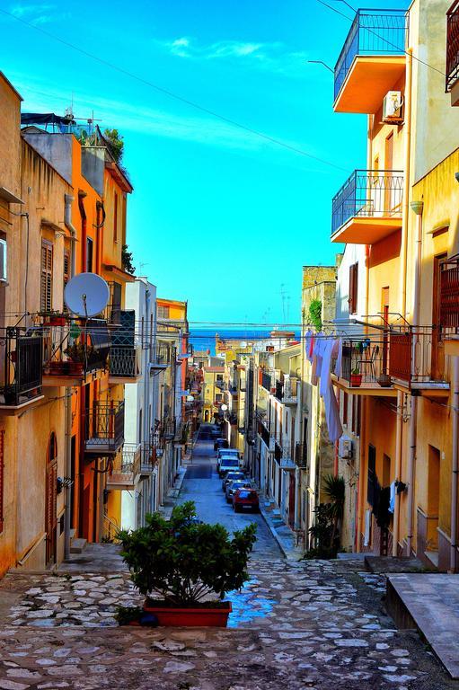 Don Vito'S Apartments Castellammare del Golfo Cameră foto